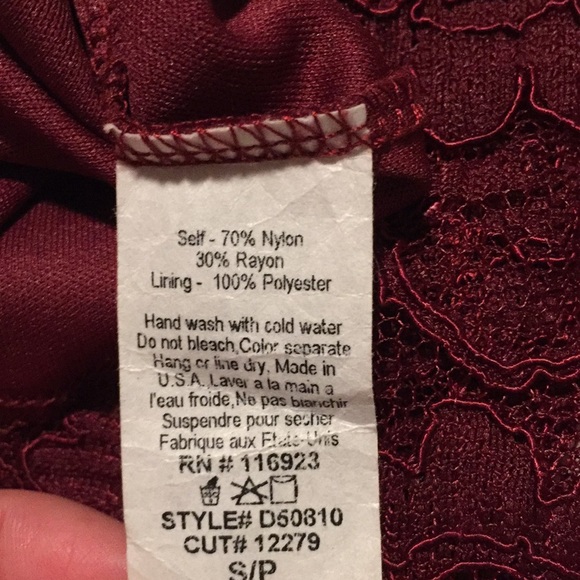 easel women’s dress - Picture 6 of 6